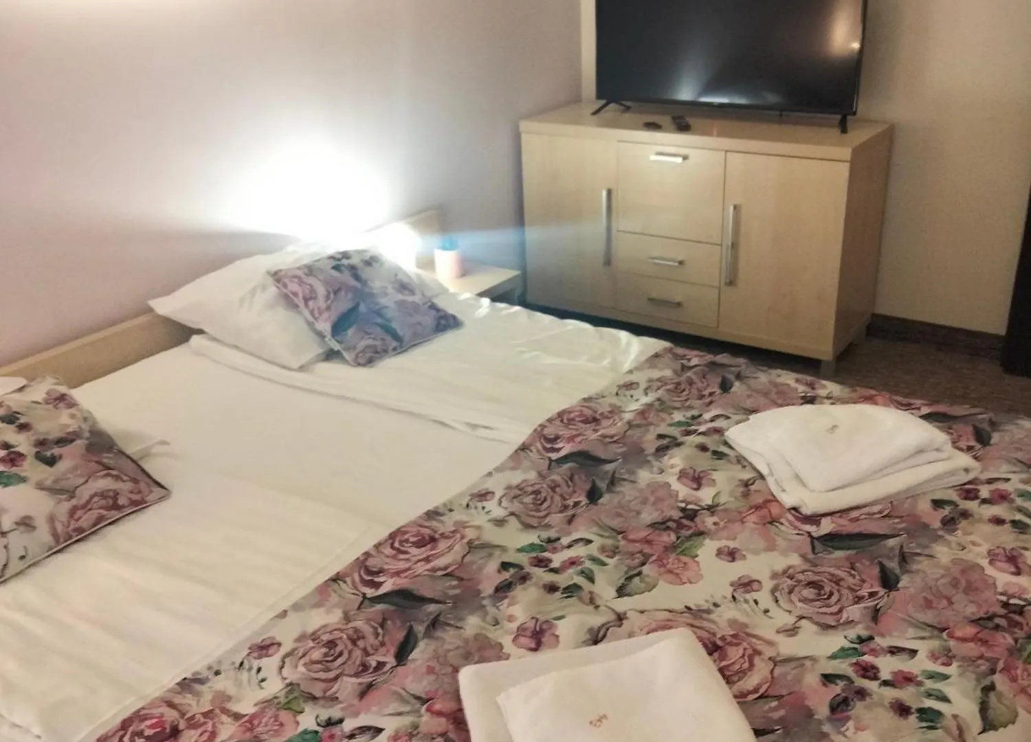 Apartamenty Prywatne W Hotelu Przy Plazy Diva 코워브제크