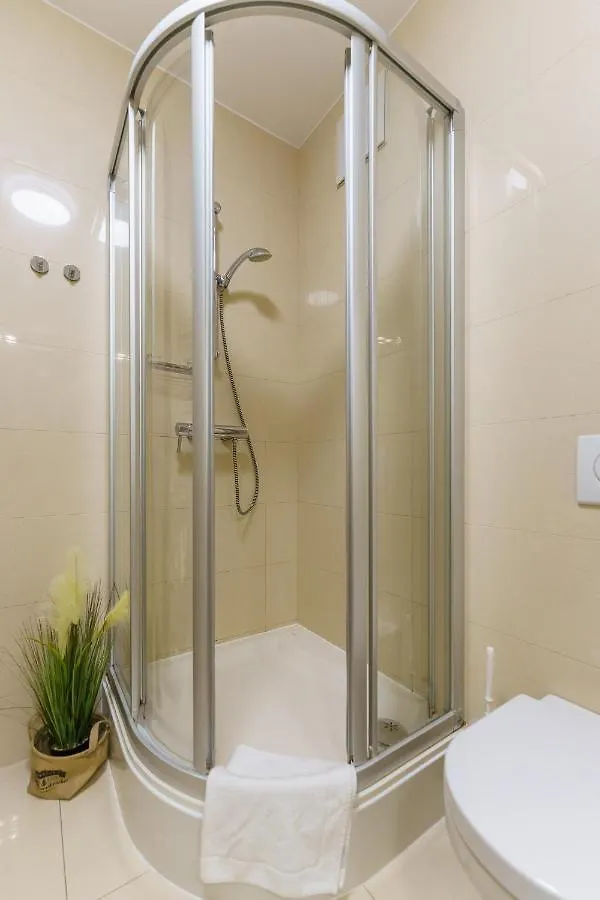 Apartamenty Prywatne W Hotelu Przy Plazy Diva Kolberg Polen
